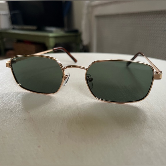 UO Sunglasses Set of 3 - Picture 2 of 4